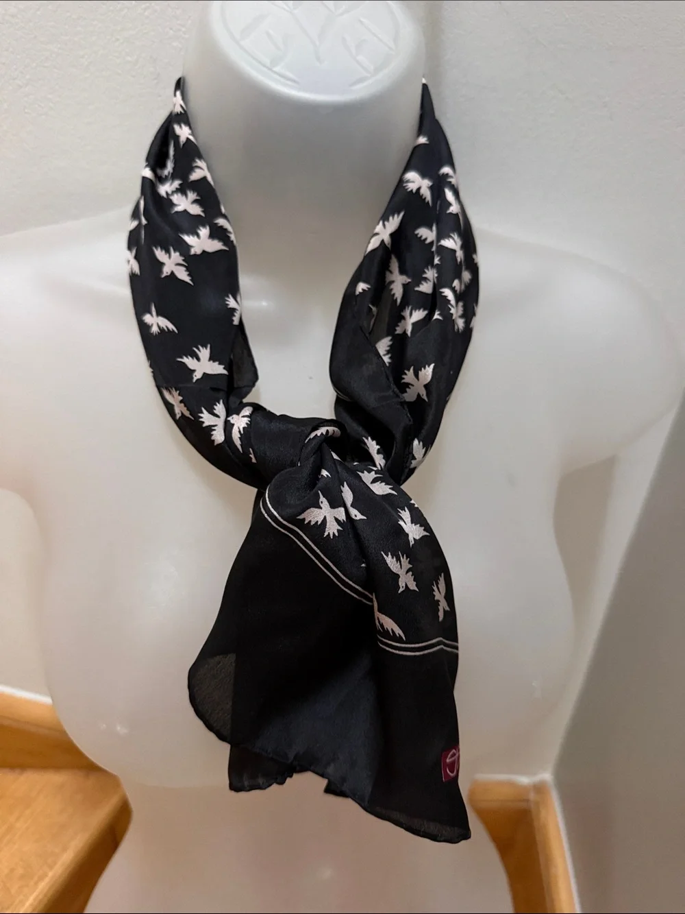 Vintage Sasson Flying Birds Silk Oblong Scarf Black Cream Oblong 10x34 Neck Wrap